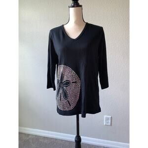Tia 3/4 sleeve Black T-shirt with Sand dollar design M